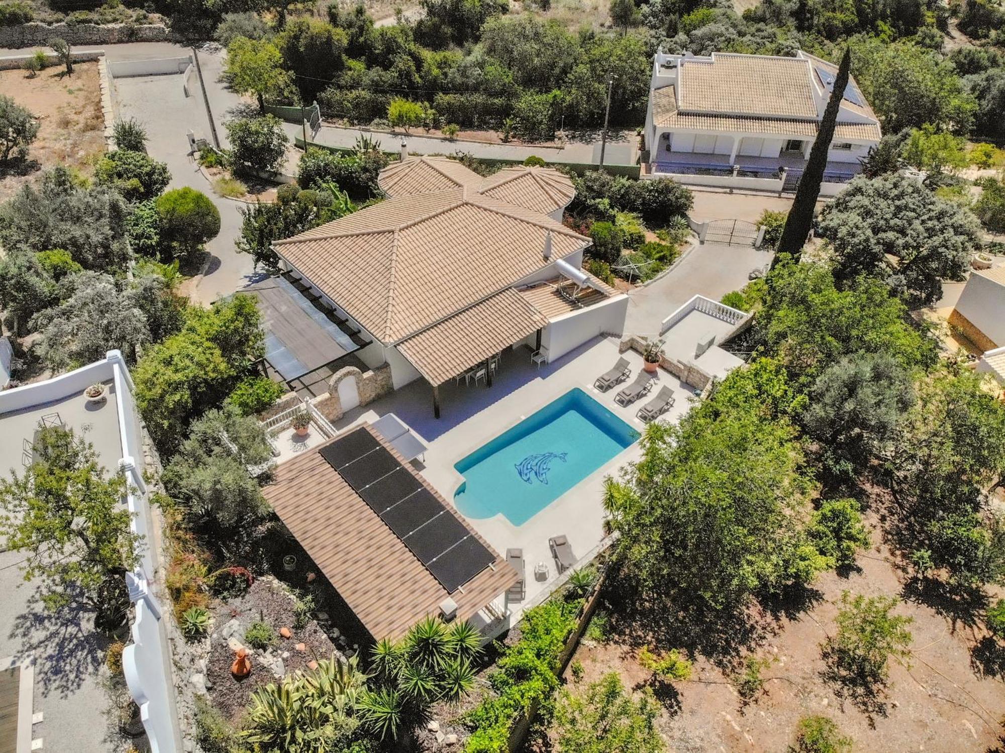 Villa Redonda Лоуле Екстериор снимка